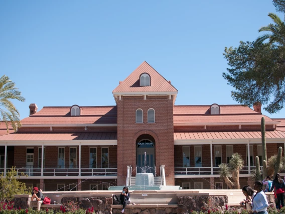 Picture of Old Main at the University of Arizona